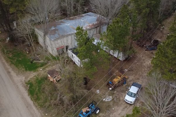 140-Mosely-Livingston-TX-Building-Photo-2-LargeHighDefinition