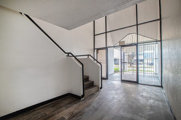 802-Crosstimbers-Houston-TX-Interior-Photo-32-LargeHighDefinition