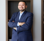imgi_27_HENRY_SANTOS